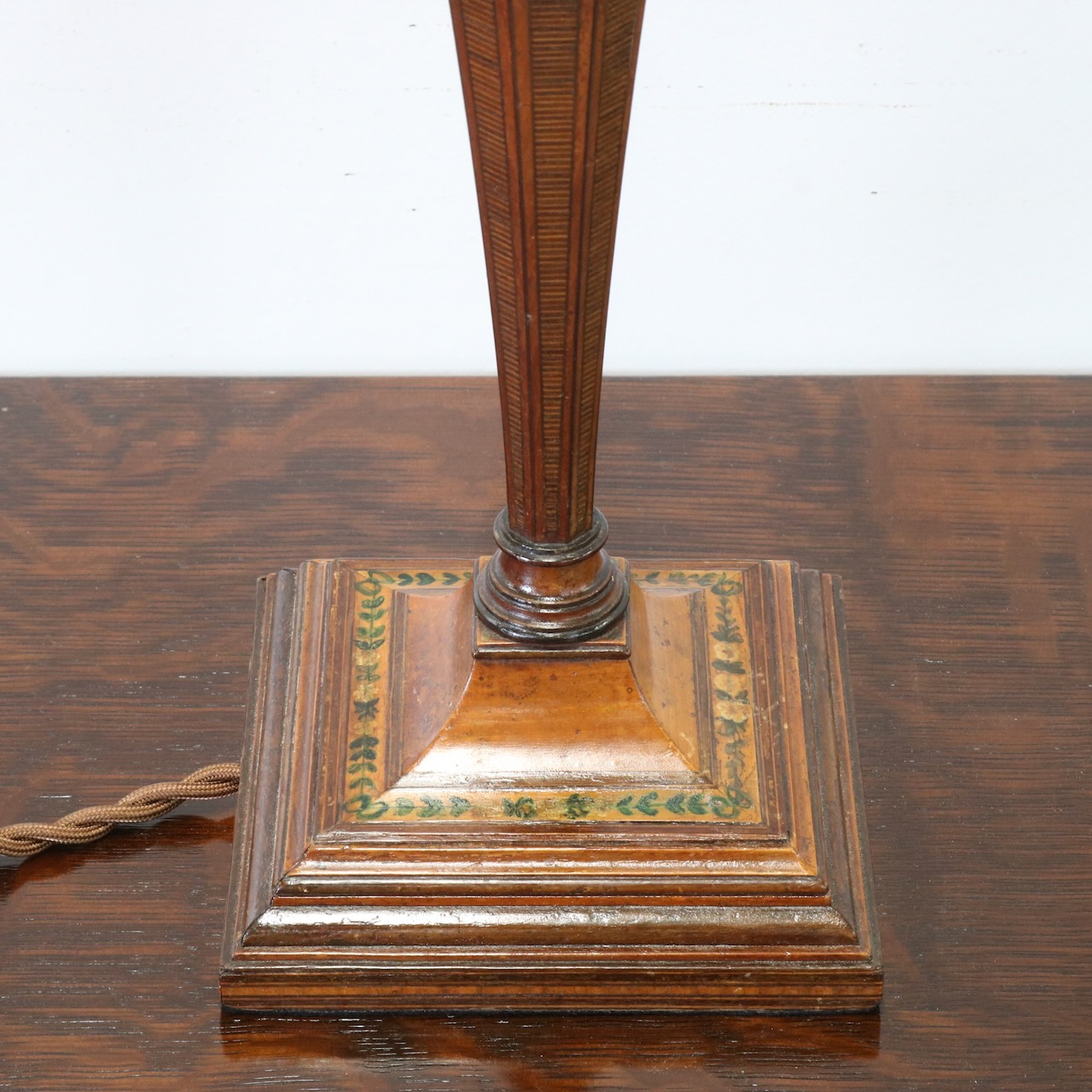 テーブルランプ