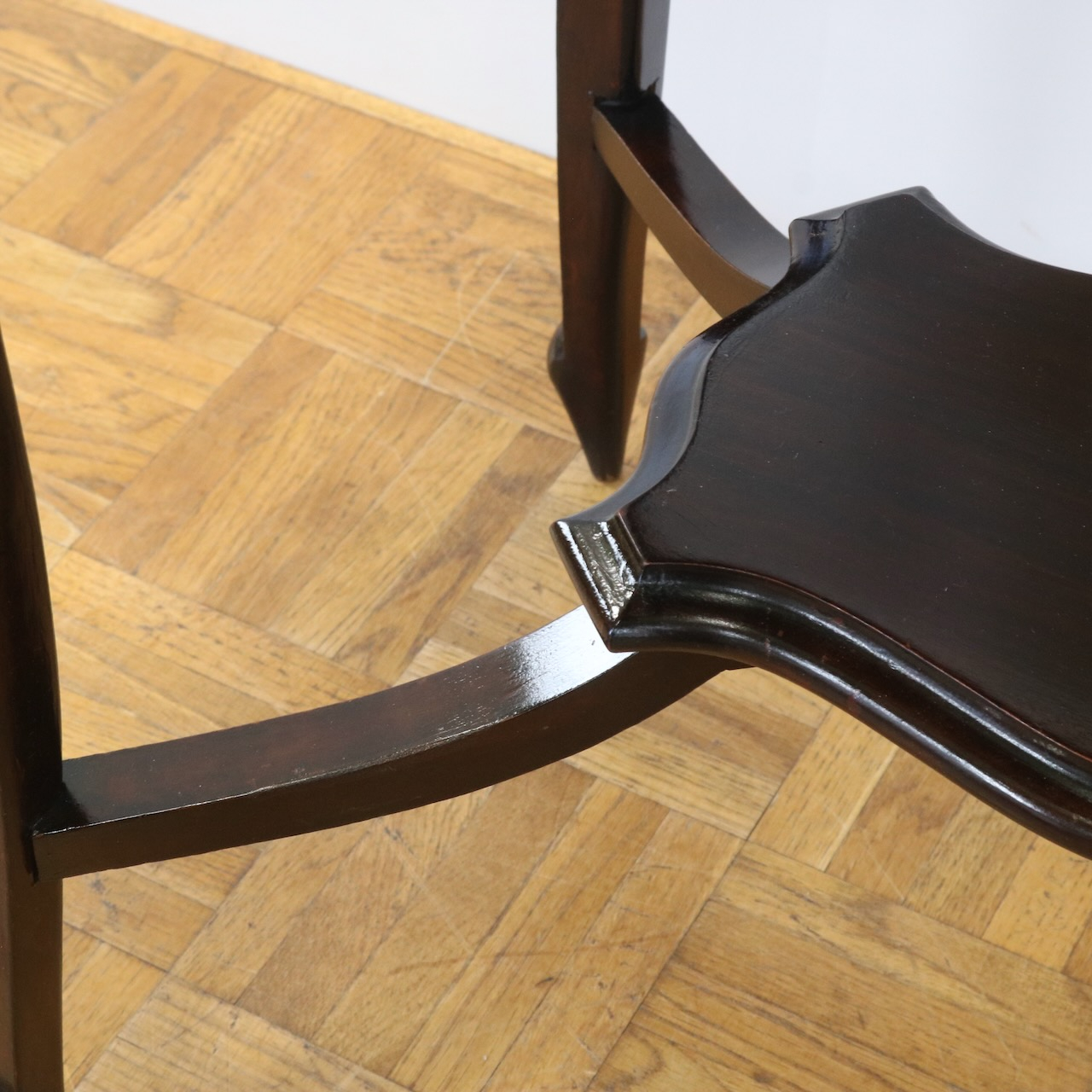 ライティングデスク