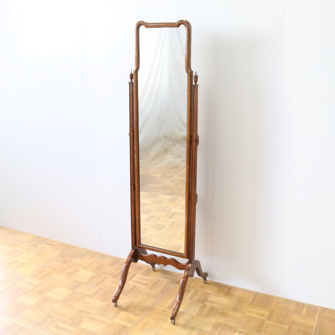 シュバルミラー