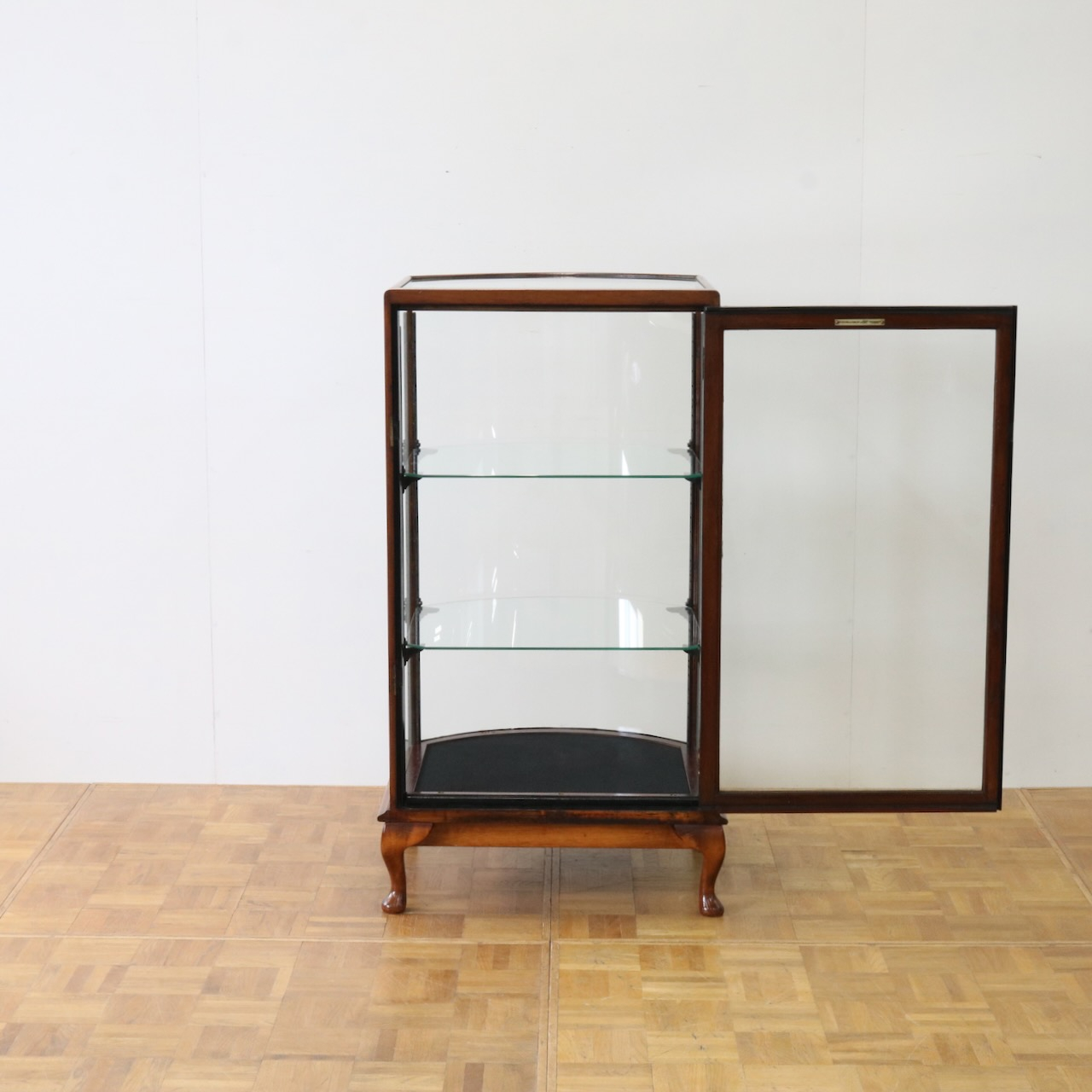 ショップキャビネット