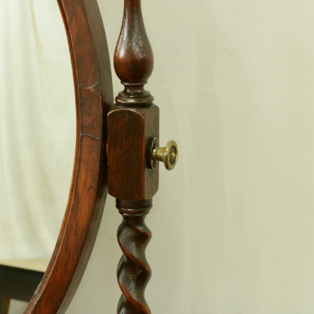 トイレットミラー