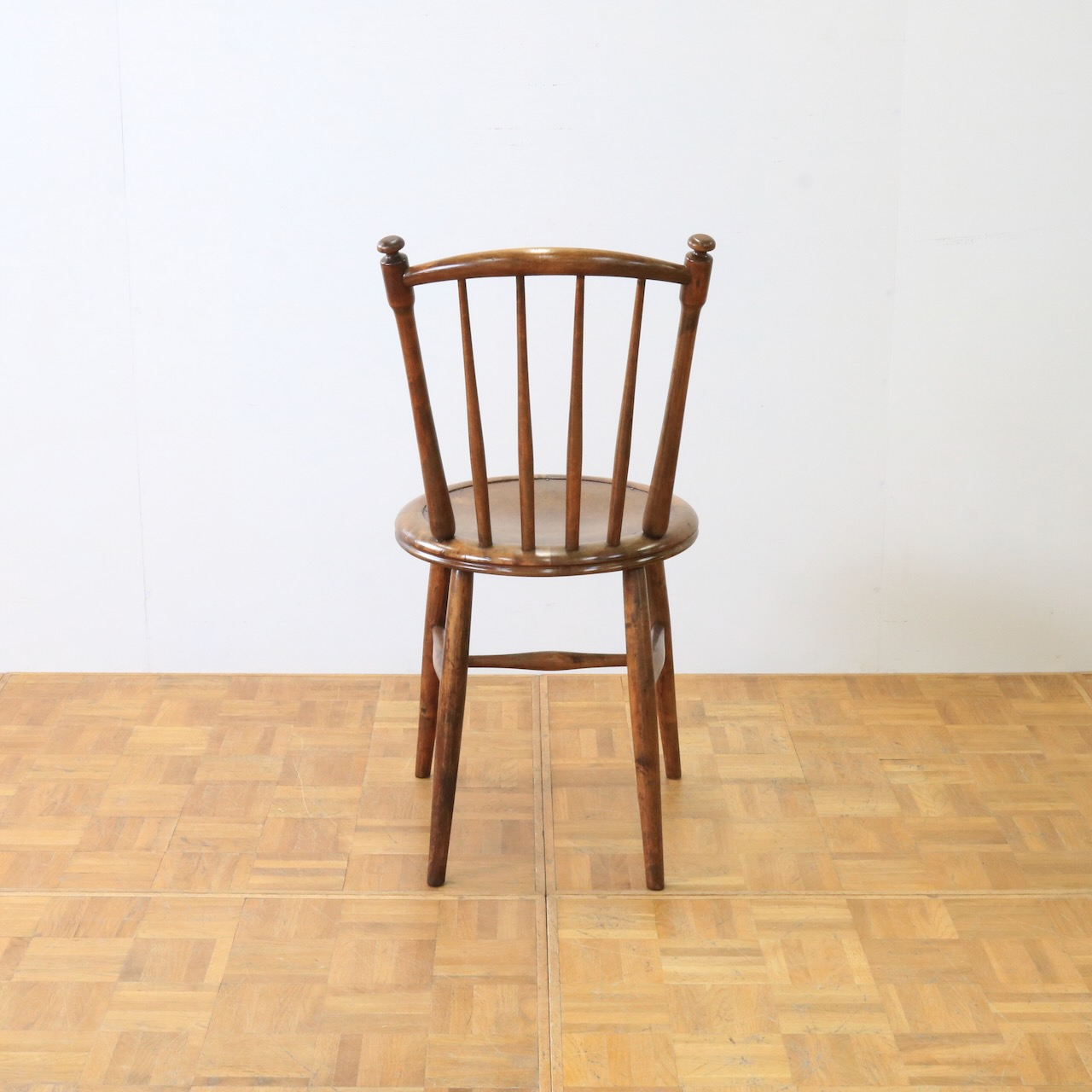 ベントウッドチェアー