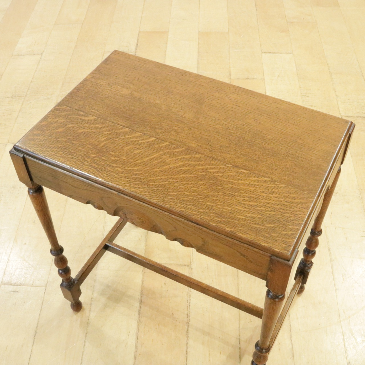 オケージョナルテーブル