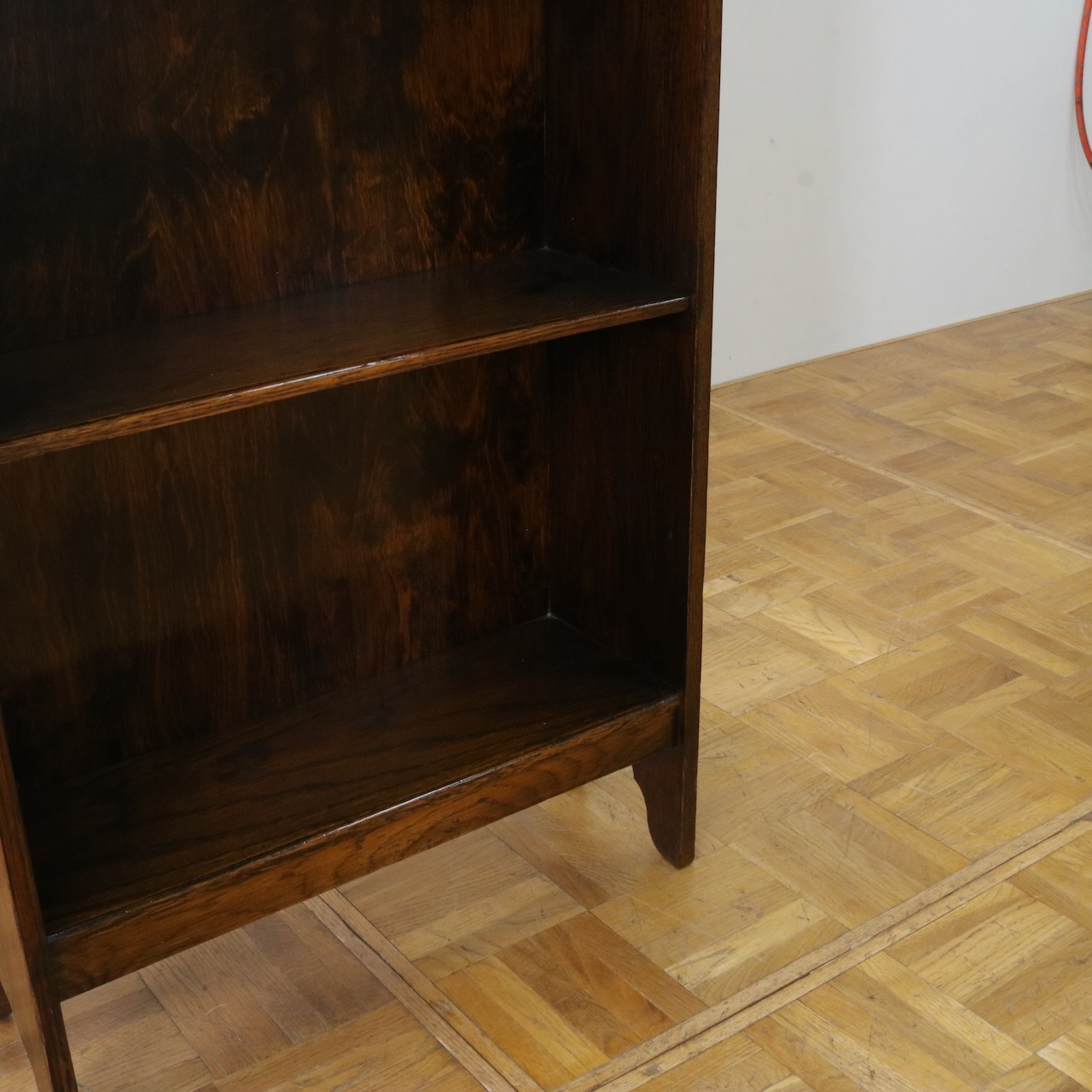 ブックシェルフ