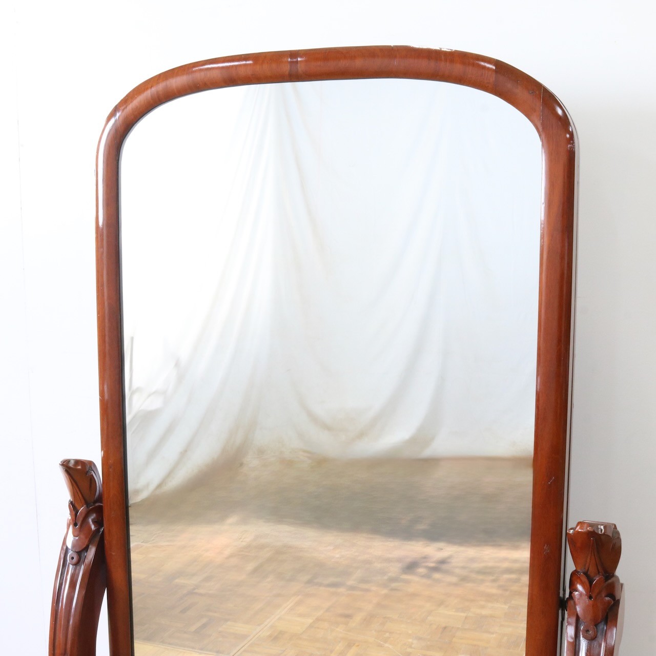 シュバルミラー