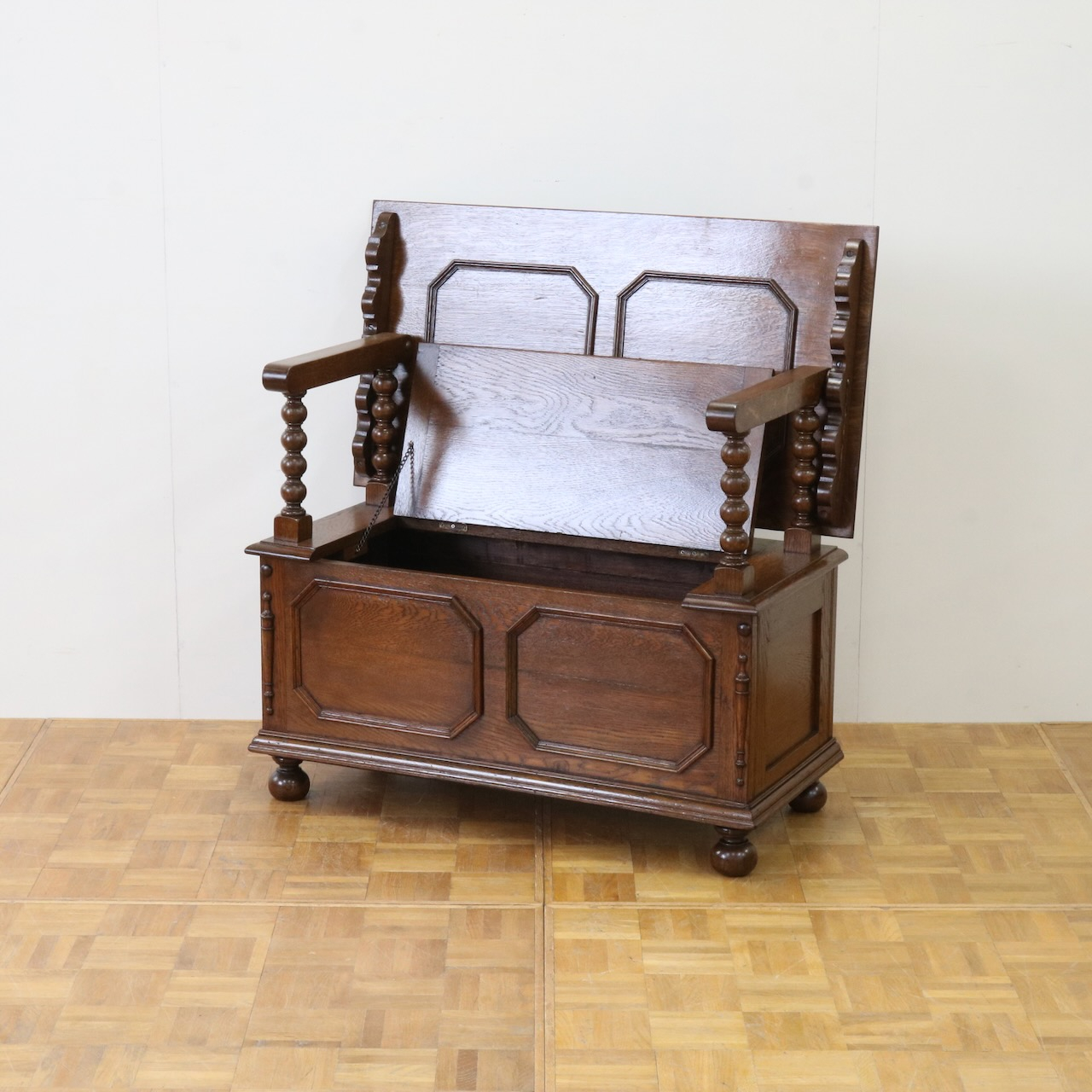 モンクスベンチ