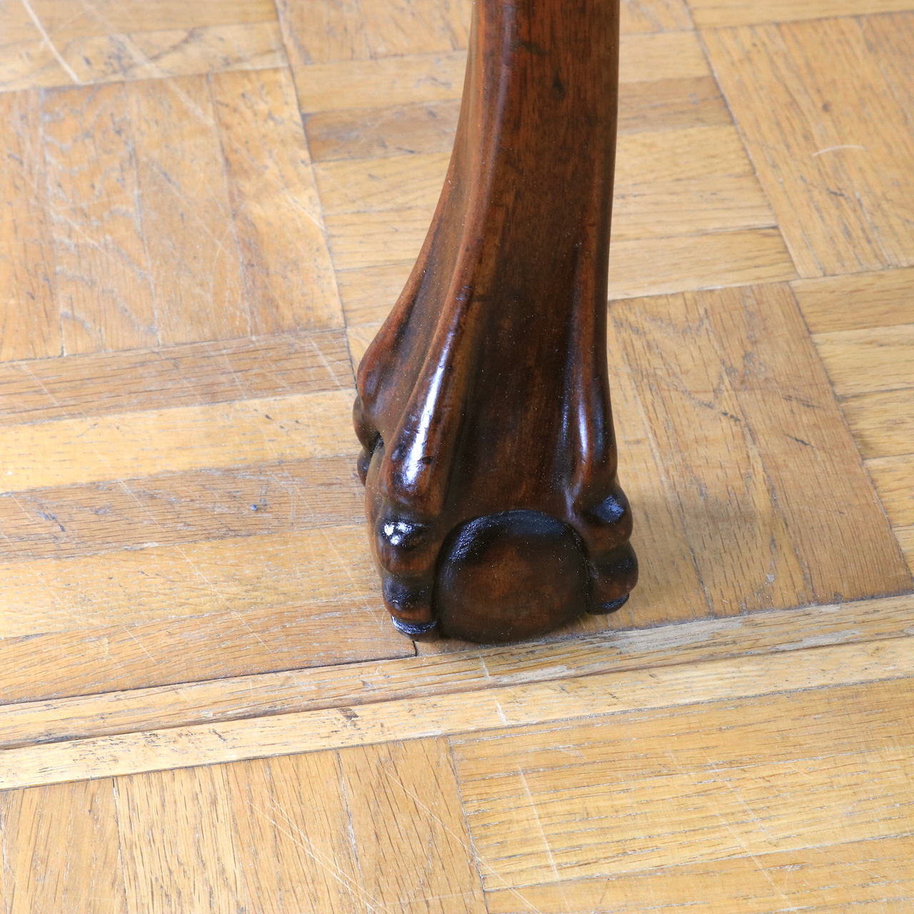 ティーテーブル