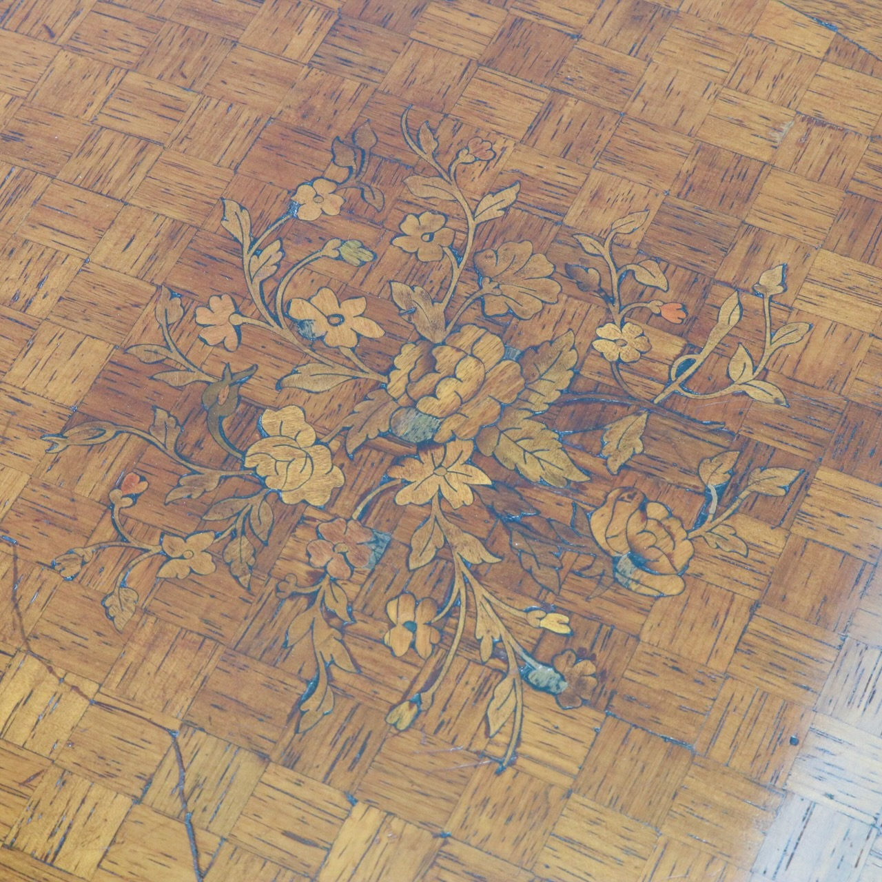 オケージョナルテーブル