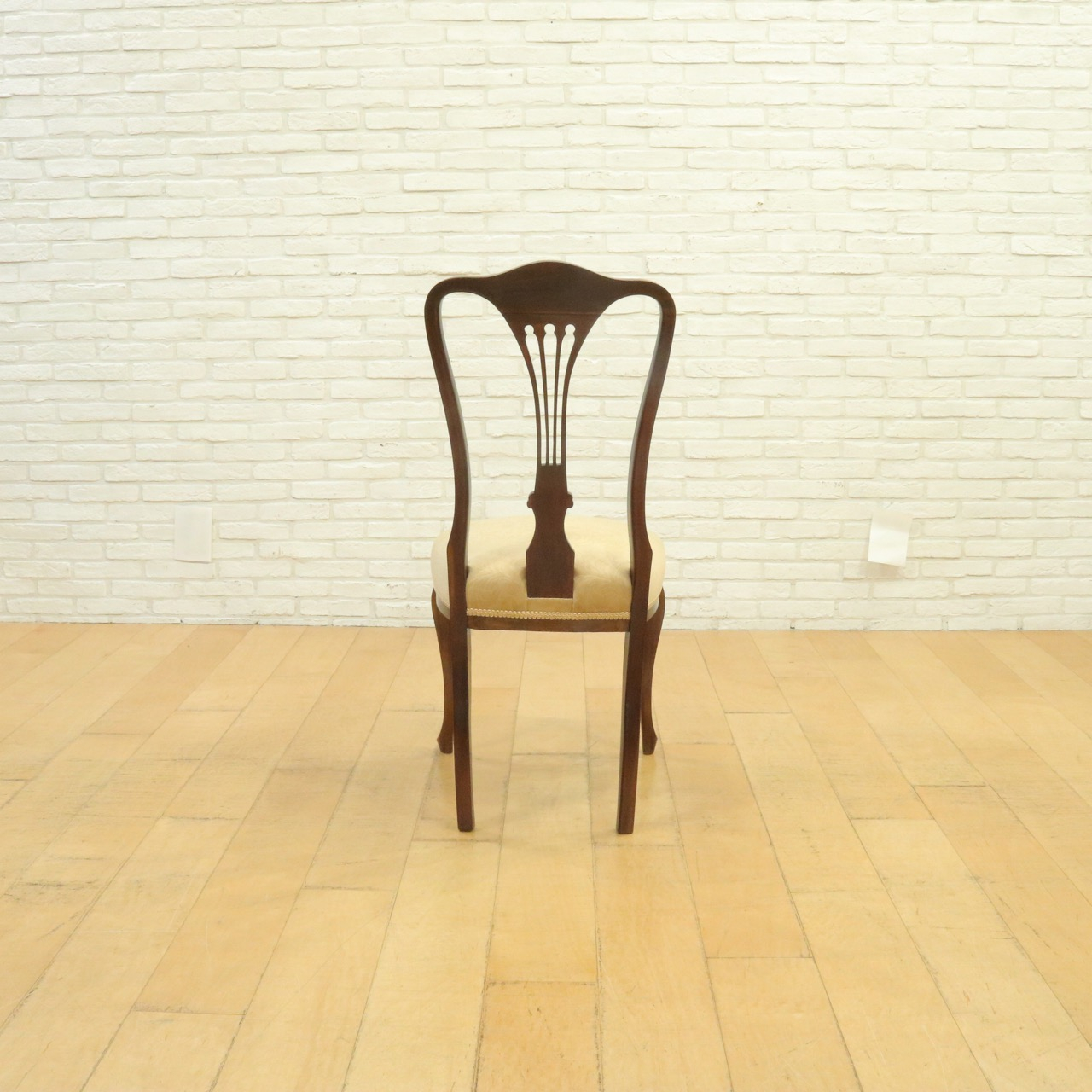 サイドチェアー