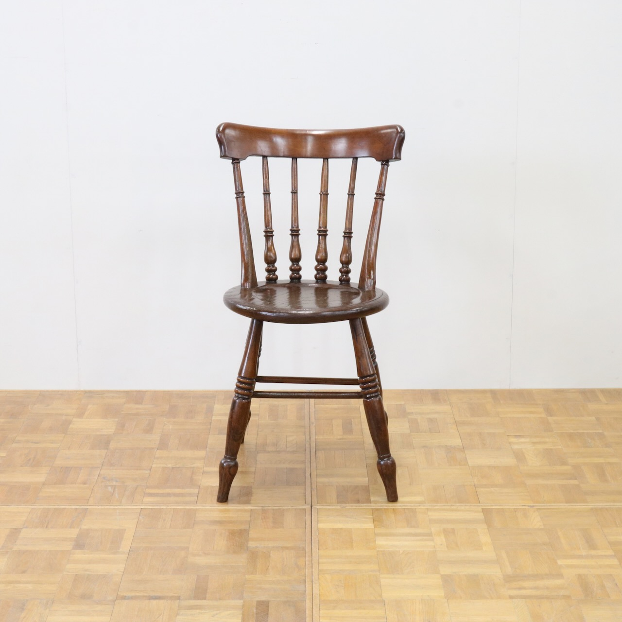 キッチンチェアー