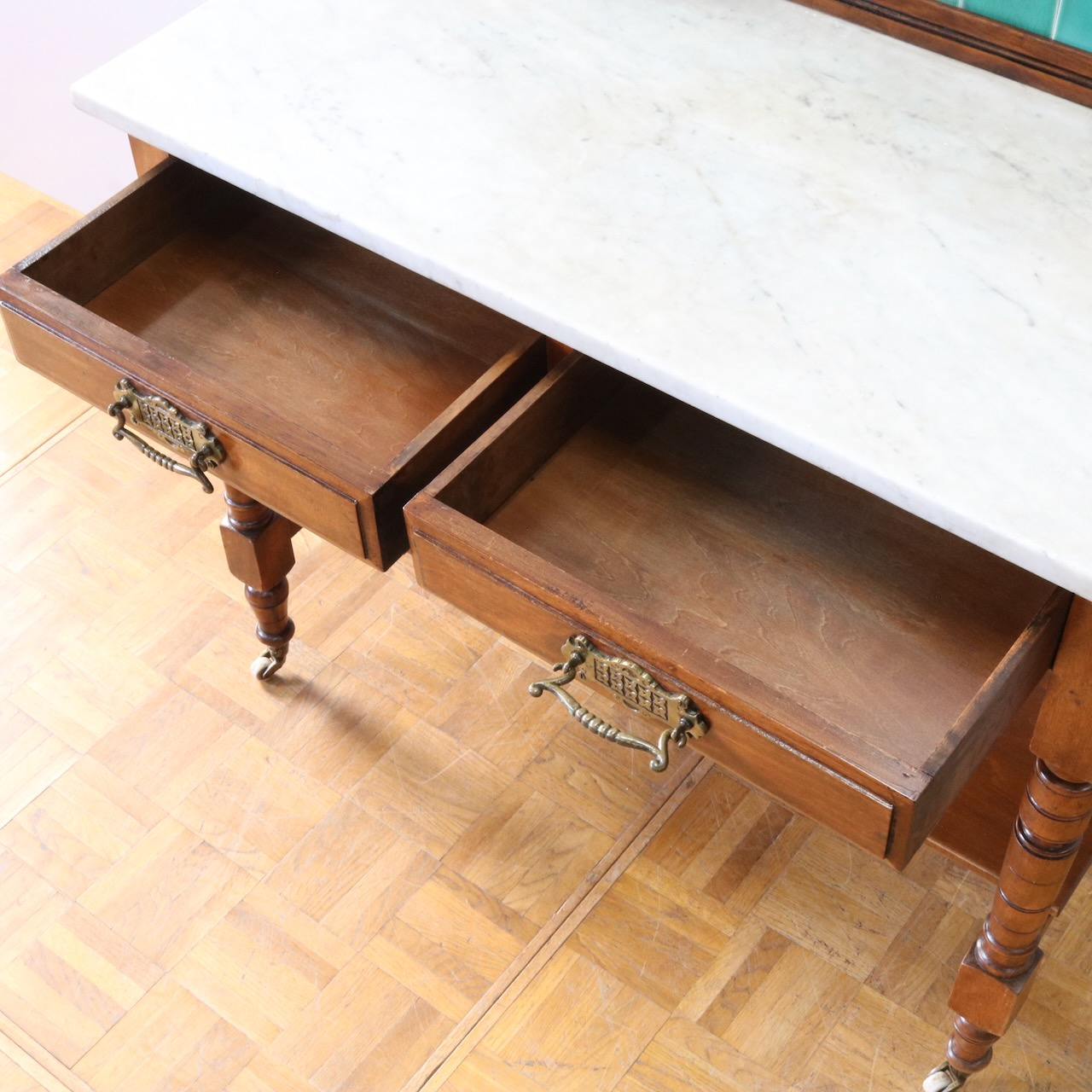 ウォッシュハンドスタンド