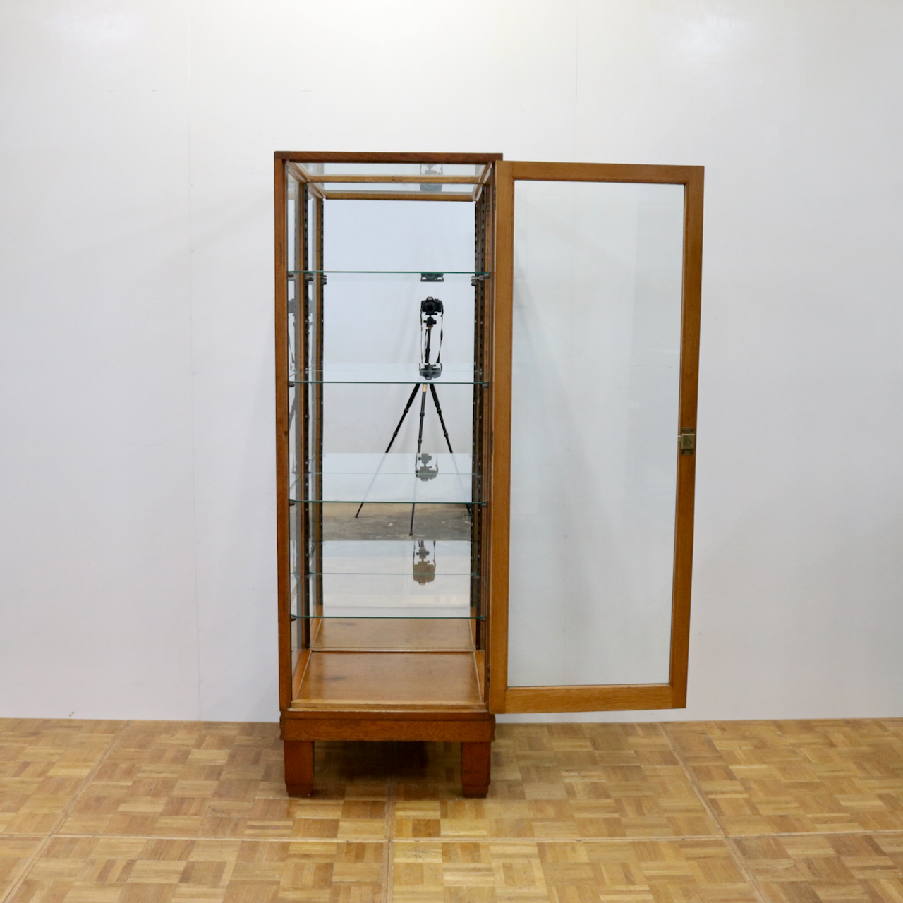 ショップキャビネット