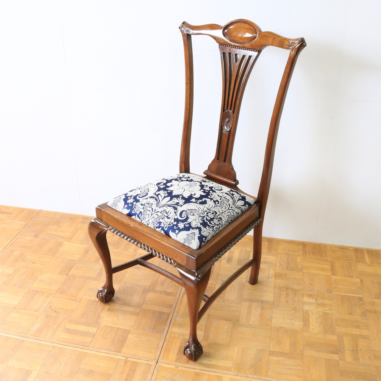 ダイニングチェアー