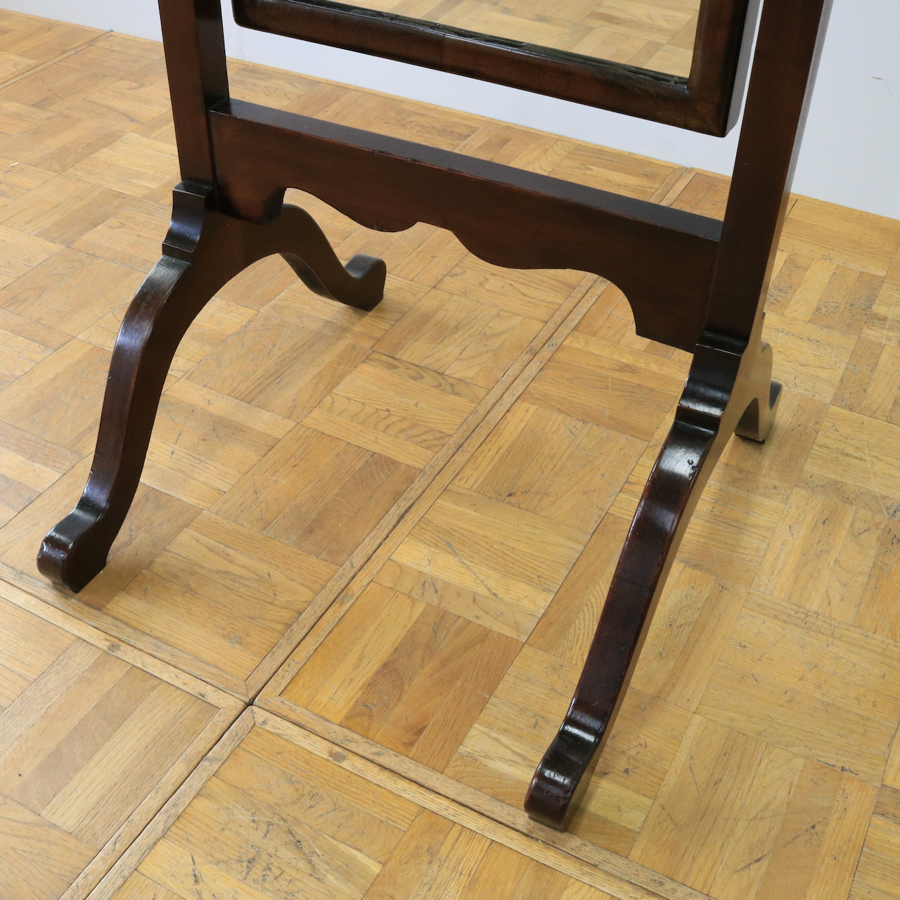 シュバルミラー