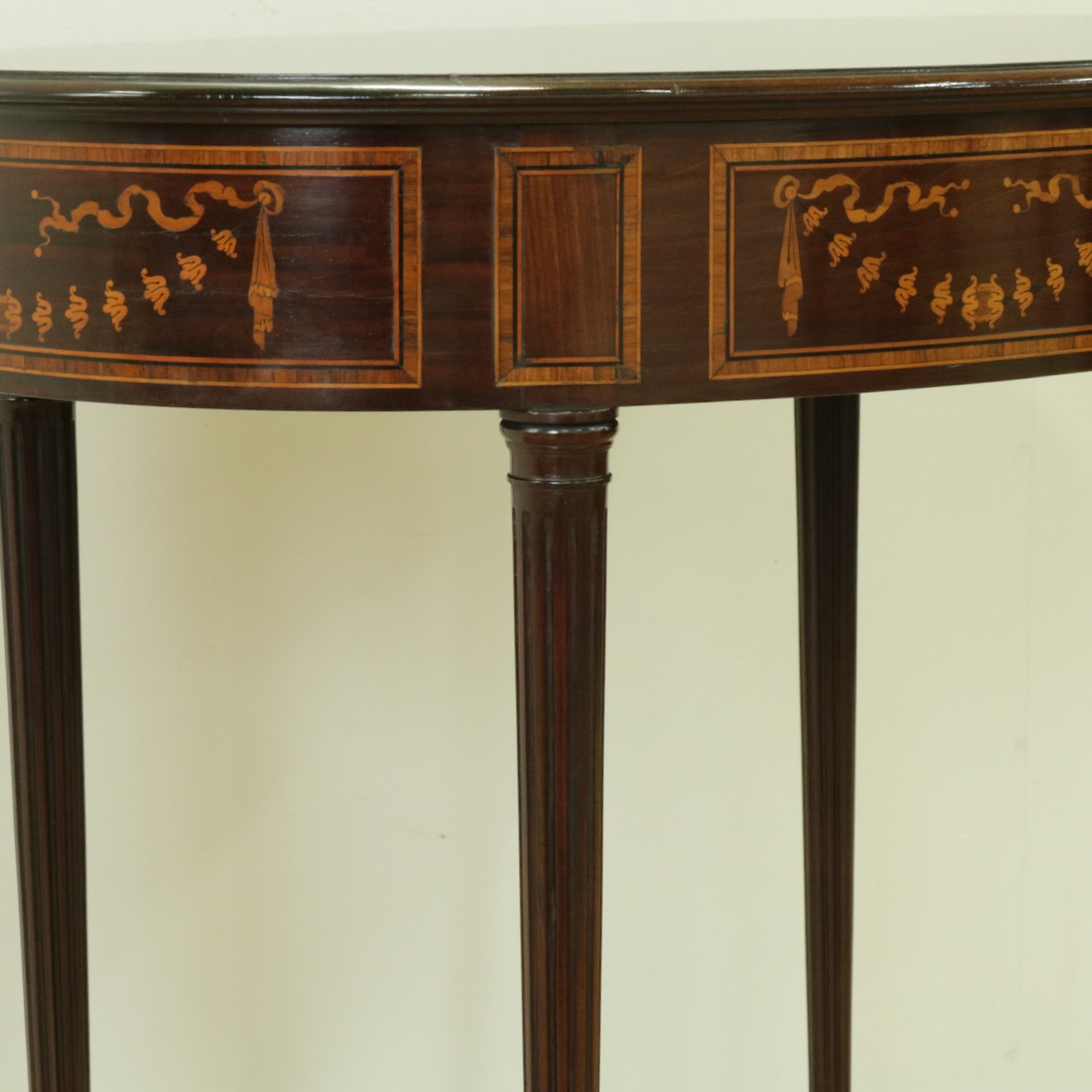 オケージョナルテーブル