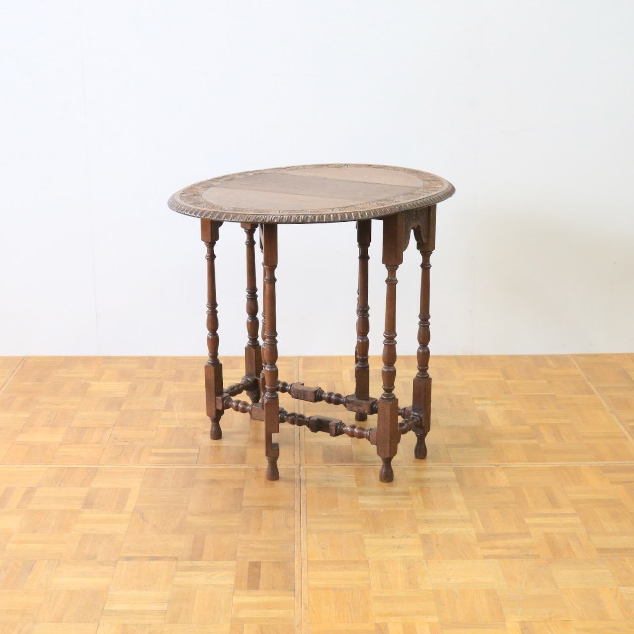 ゲートレッグテーブル