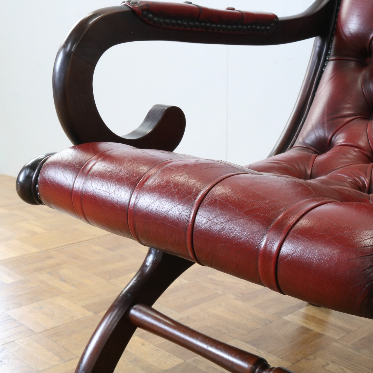 イージーチェアー