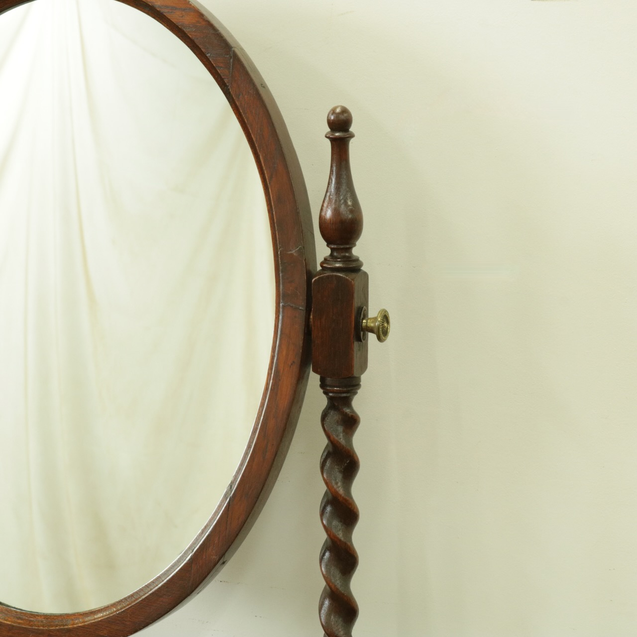 トイレットミラー