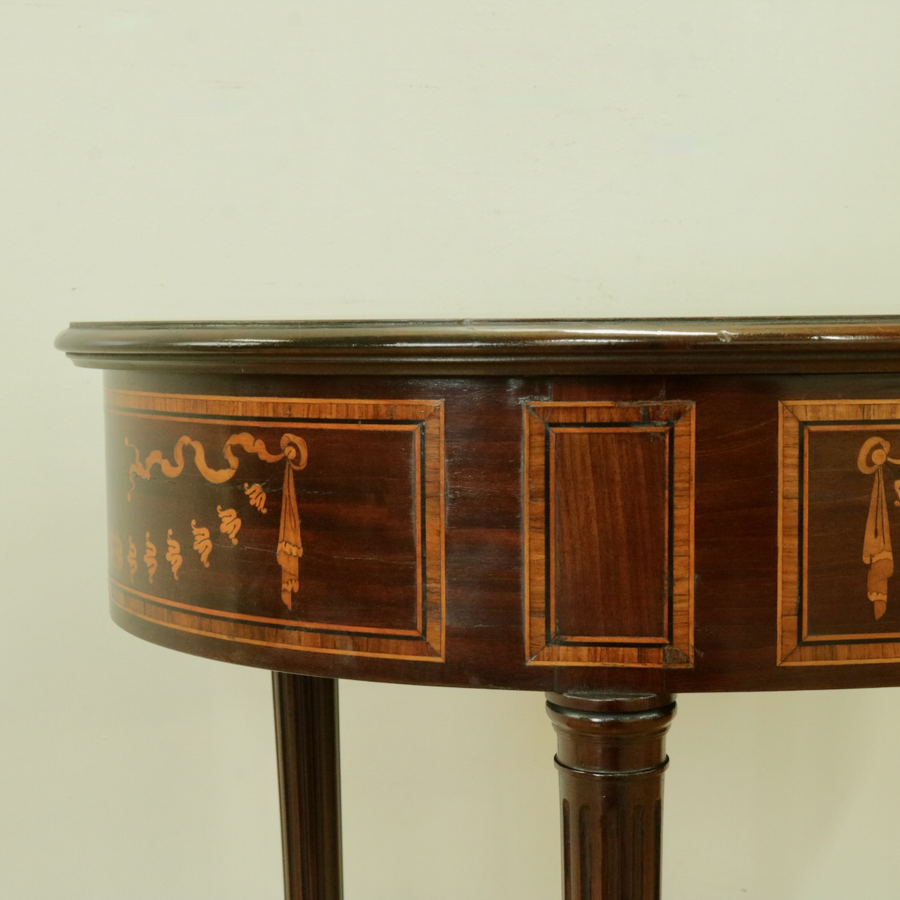 オケージョナルテーブル