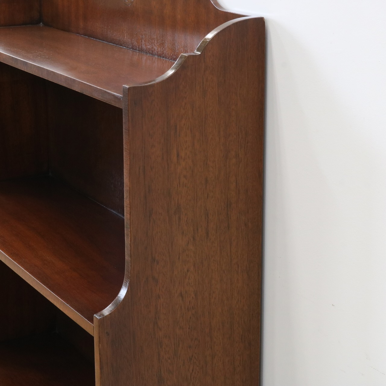 ブックシェルフ