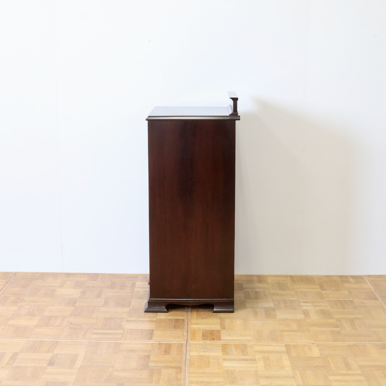 ミュージックキャビネット