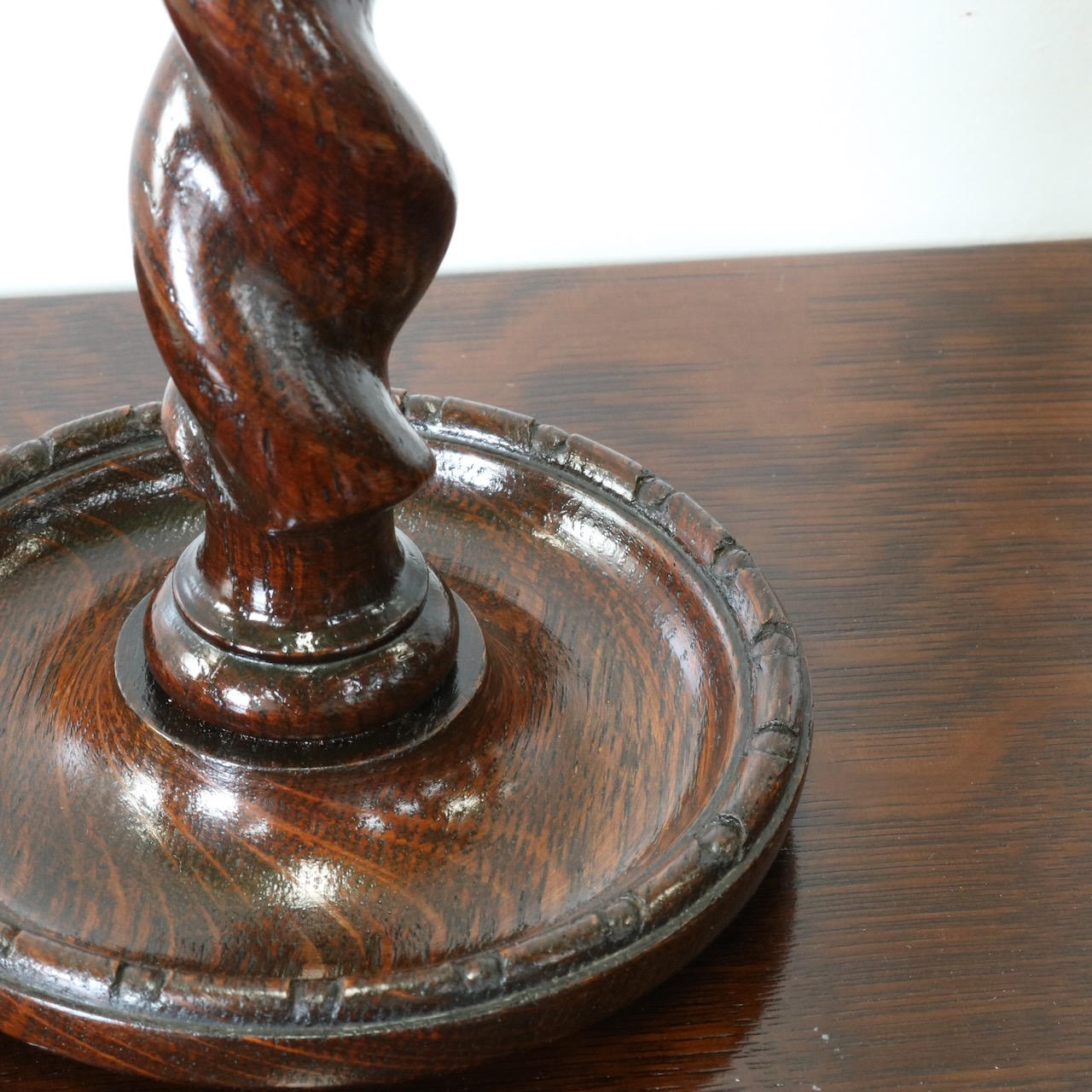 ミャンドルスタンド