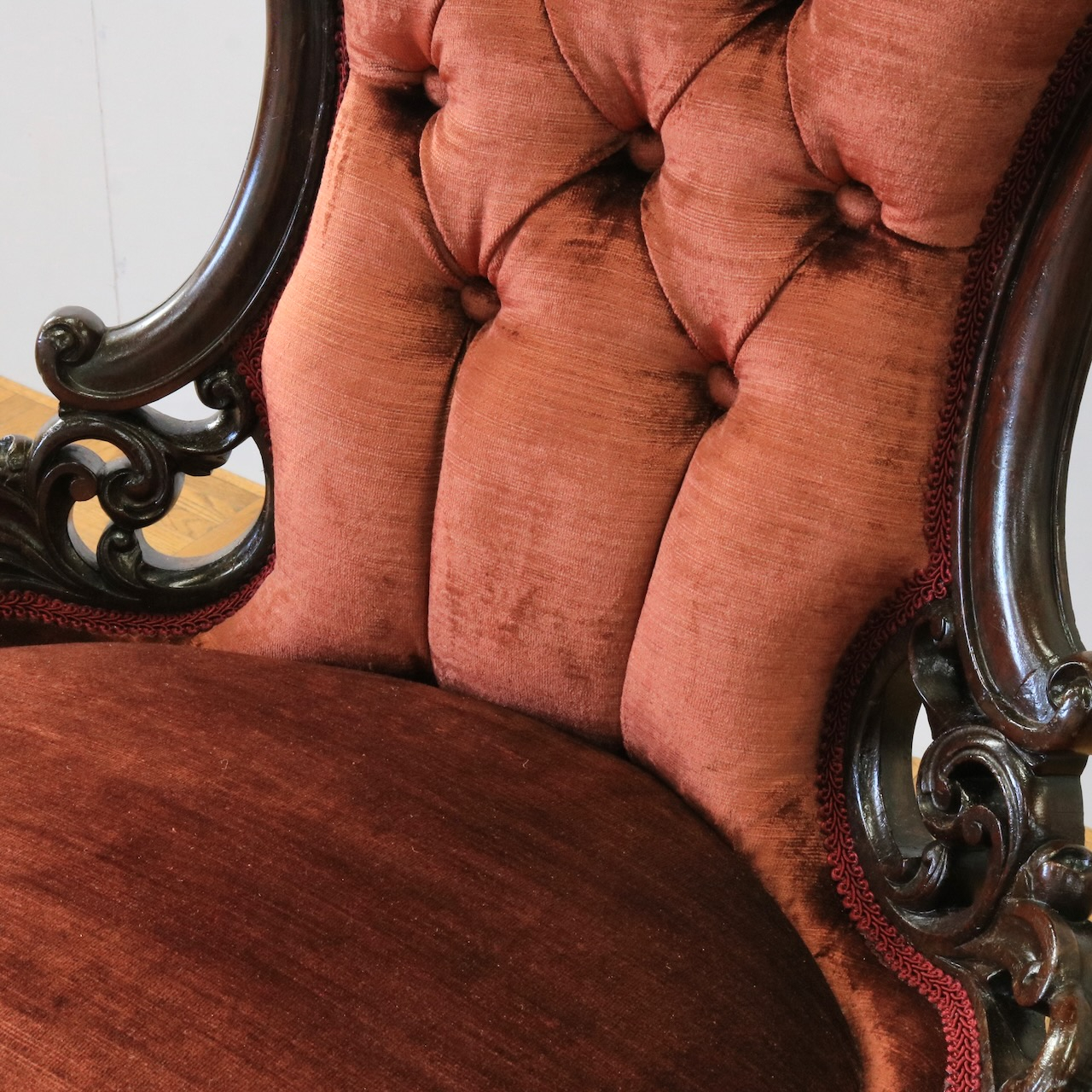 ナーシングチェアー