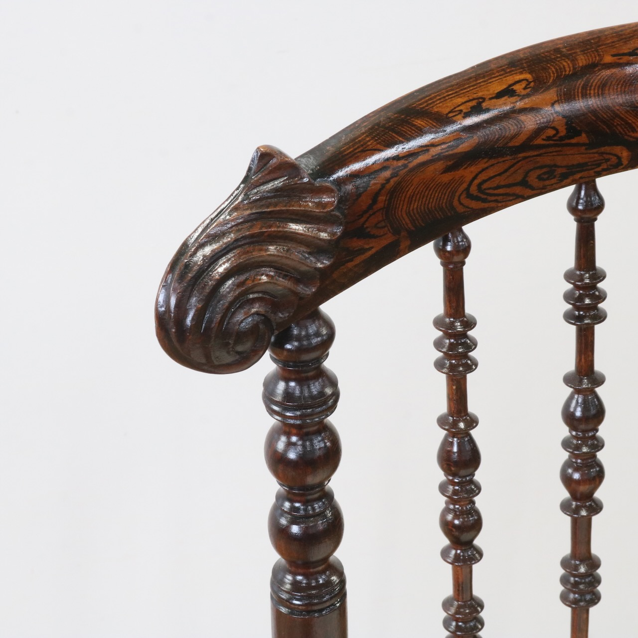 サイドチェアー