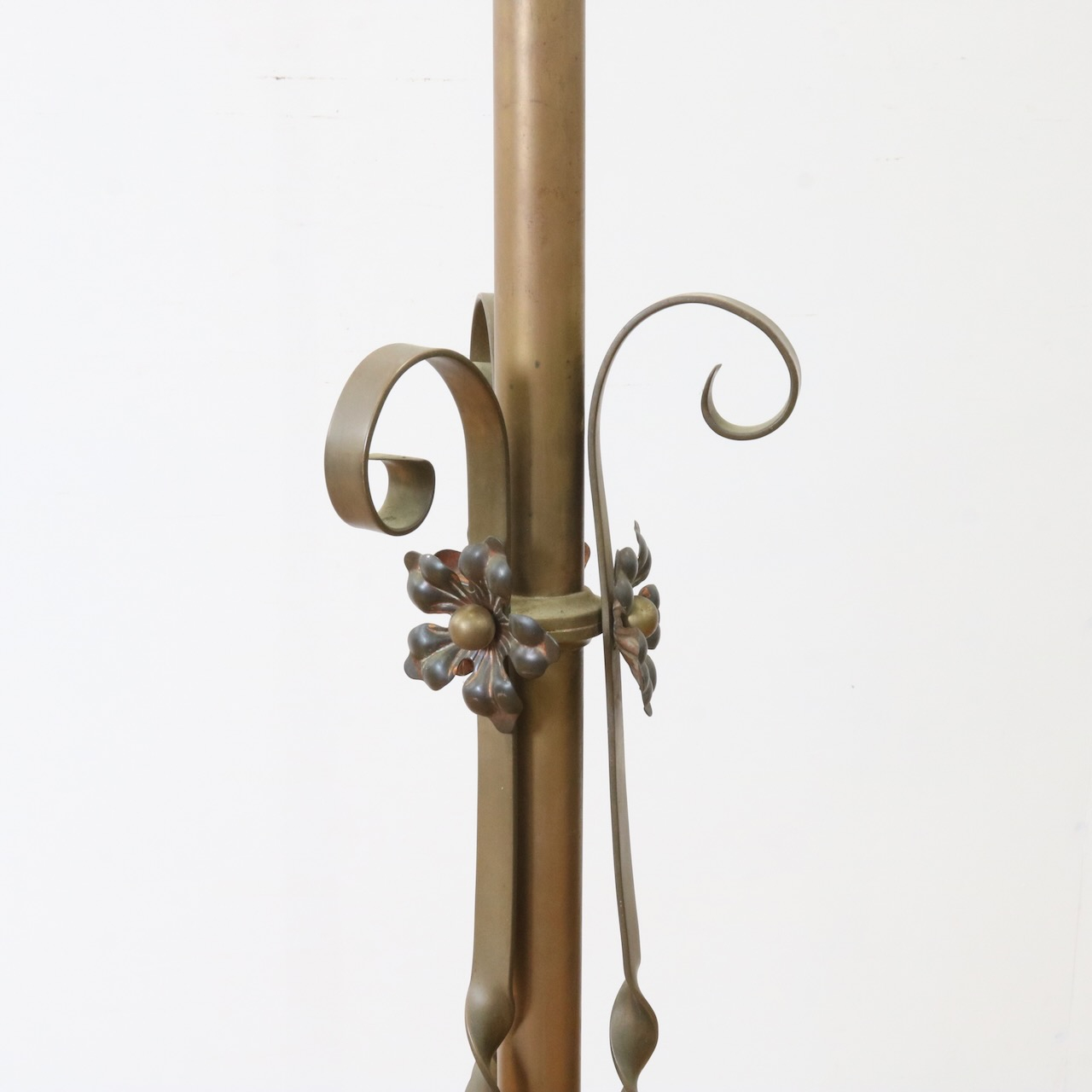 フロアスタンド