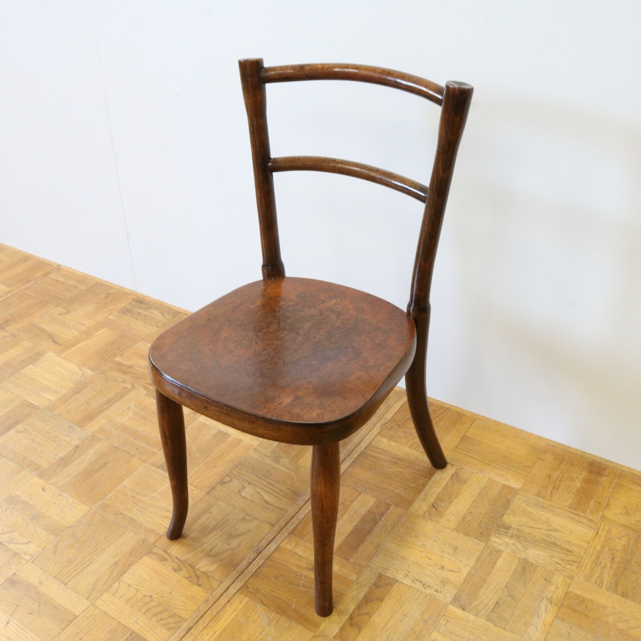 ベントウッドチェア