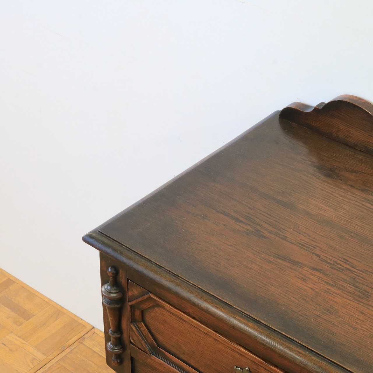 ホールテーブル