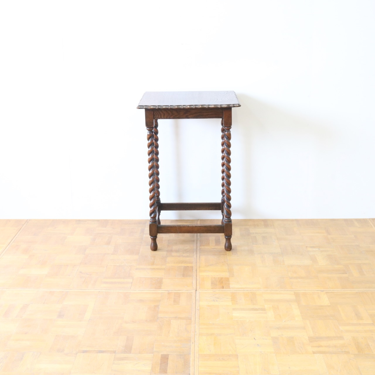 オケージョナルテーブル