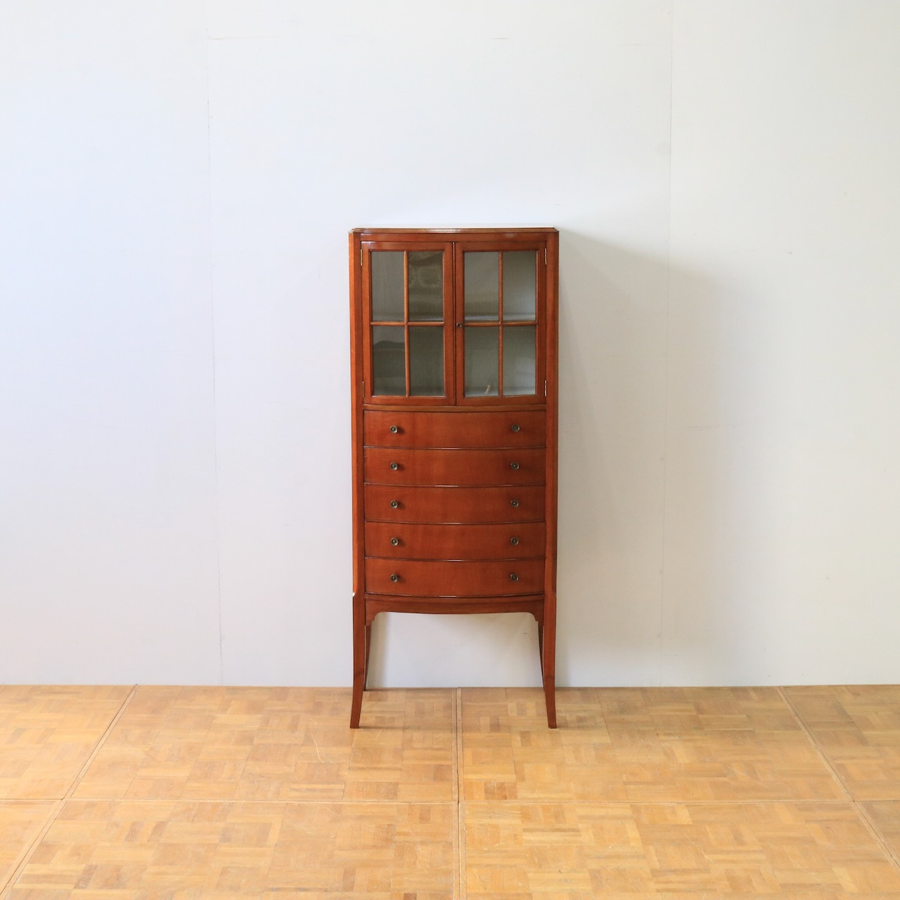 ミュージックキャビネット