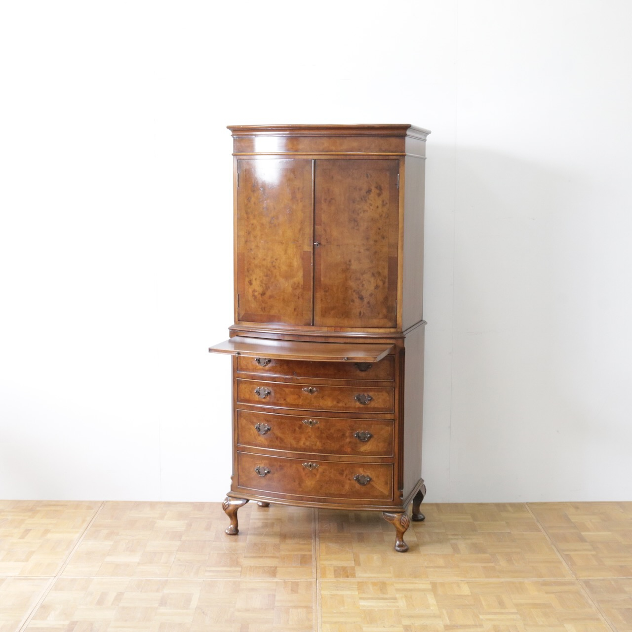 カップボードチェスト