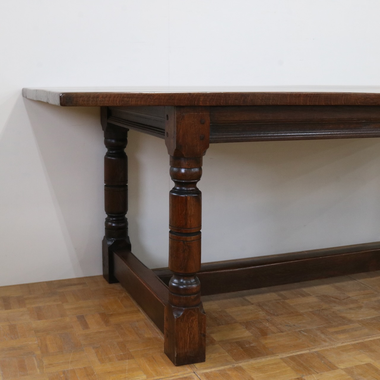 ダイニングテーブル