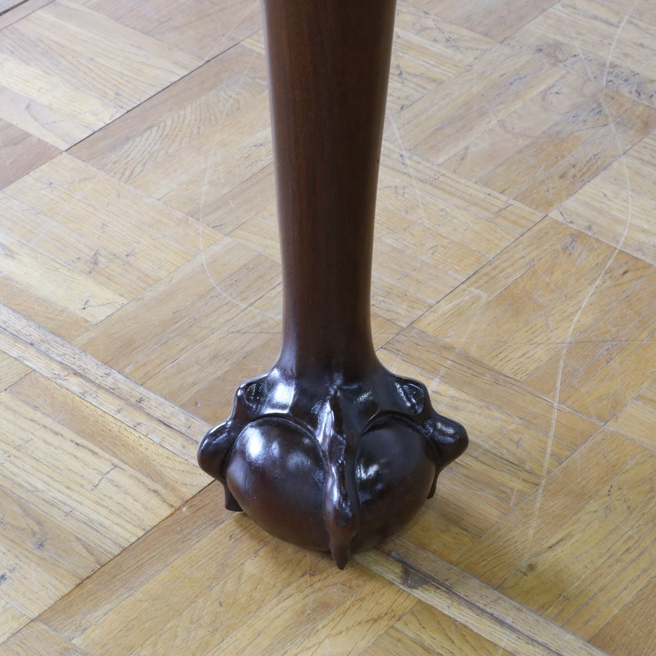 ドローリーフテーブル