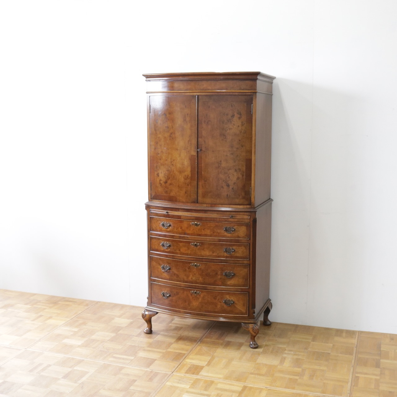 カップボードチェスト