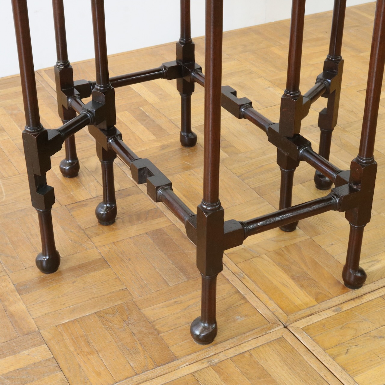 ゲートレッグテーブル