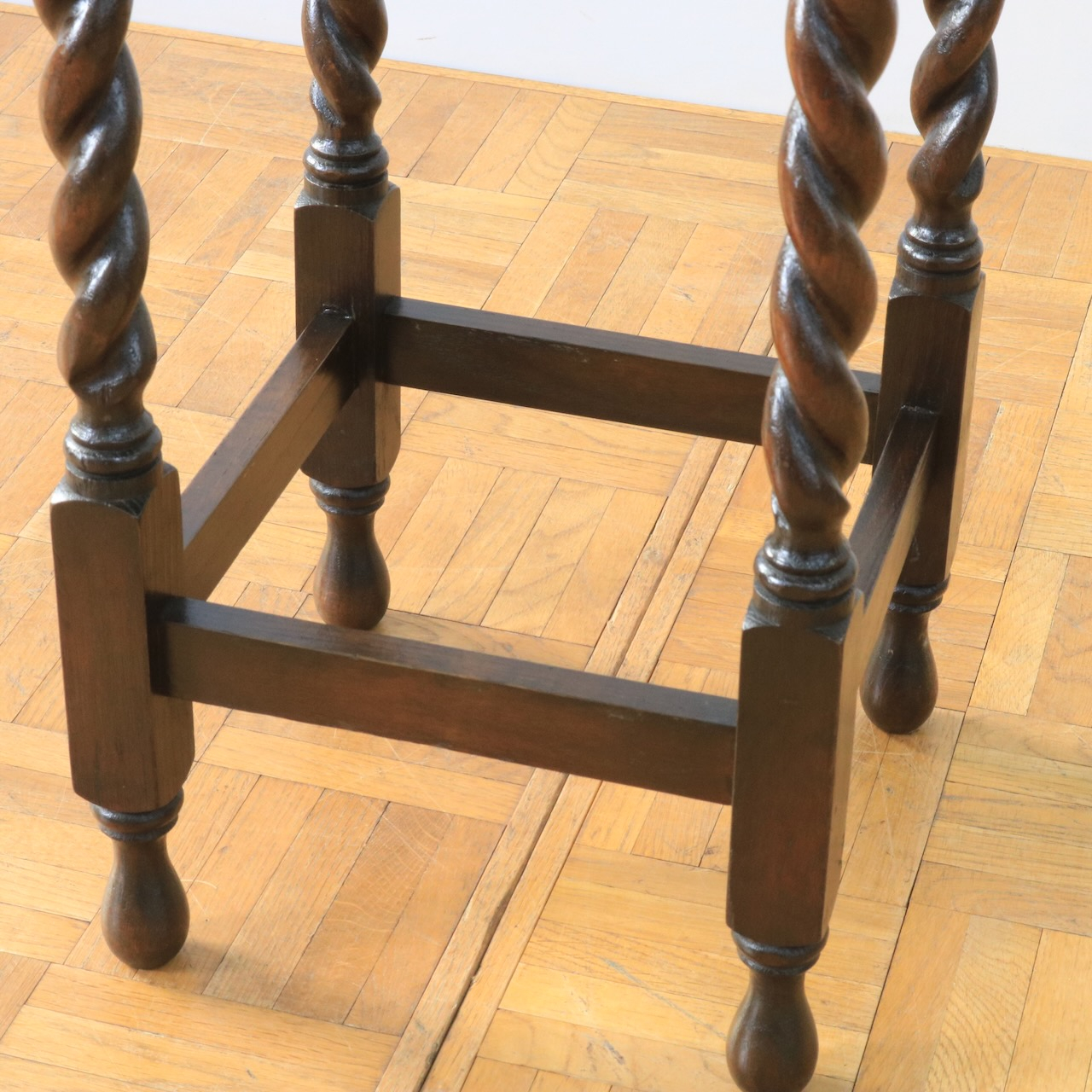 オケージョナルテーブル