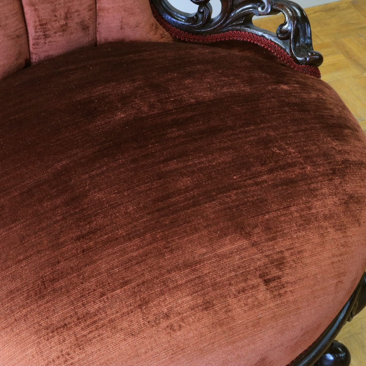 ナーシングチェアー