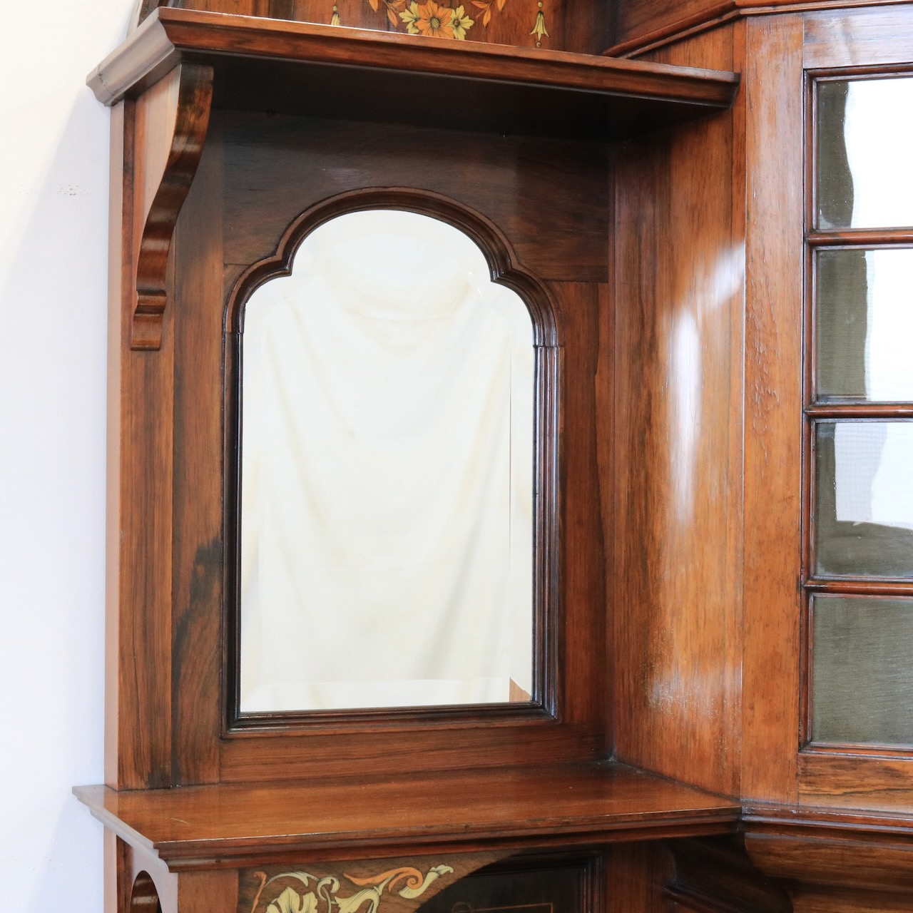 ミラーバックサイドボード