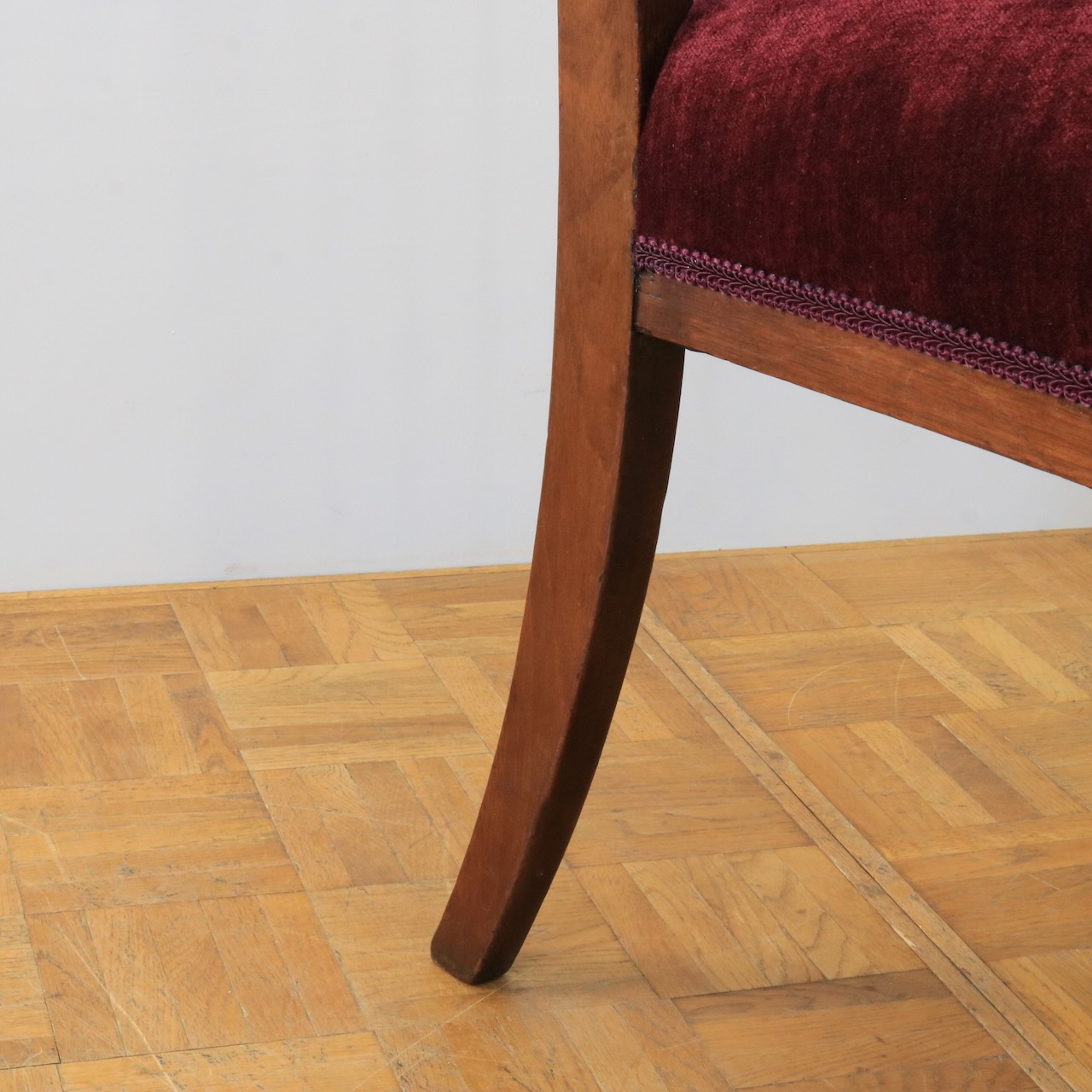 アームチェアー