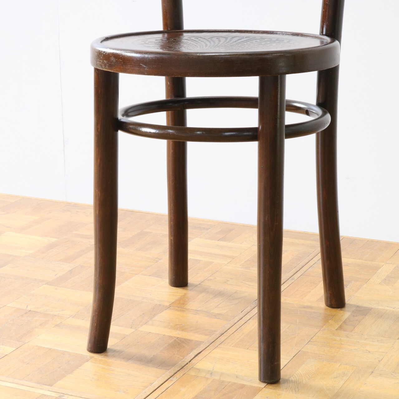 ベントウッドチェアー