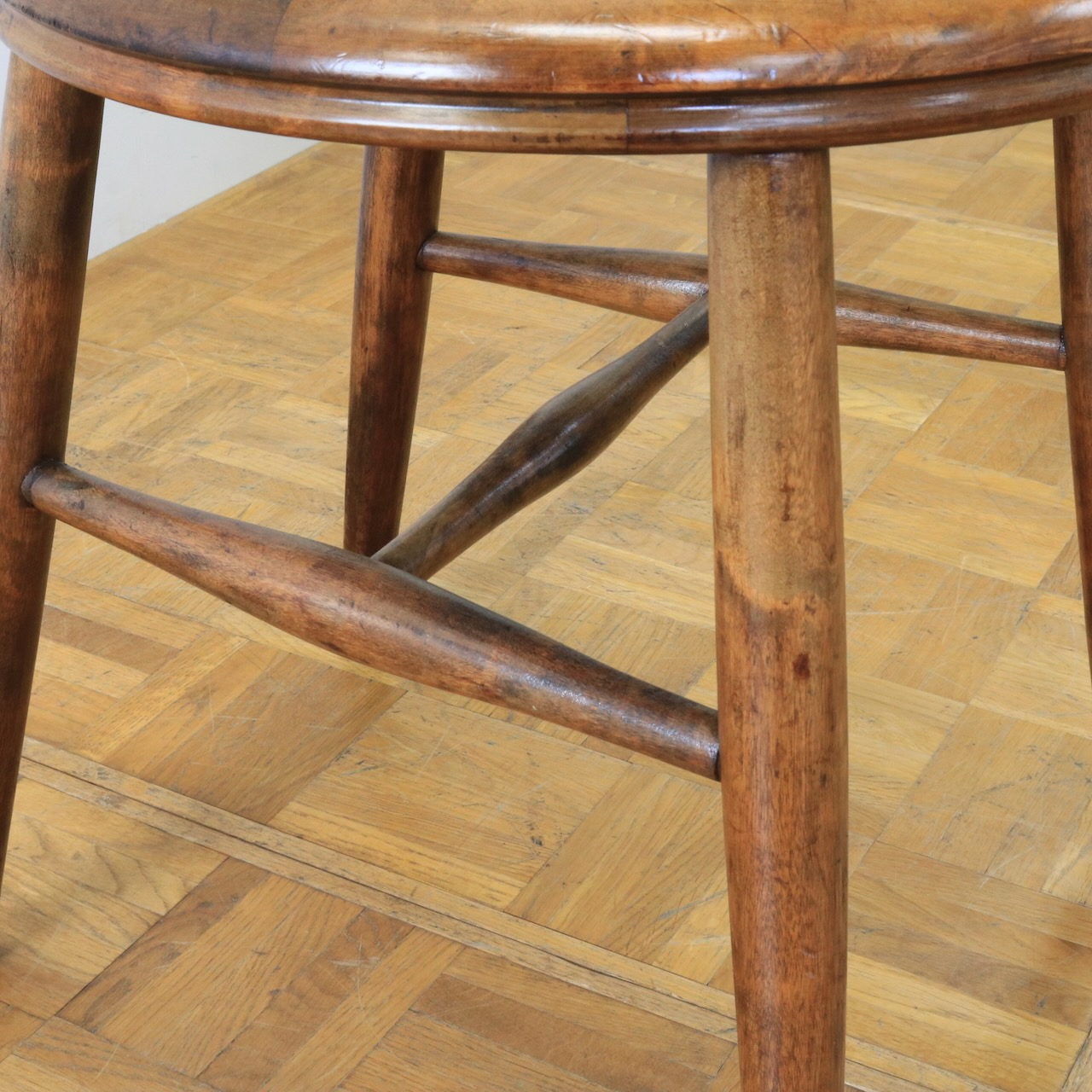 ベントウッドチェアー