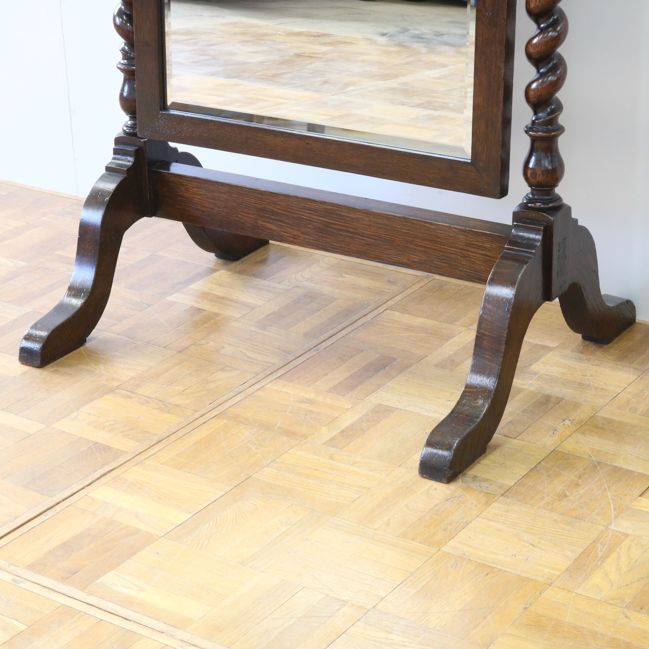 シュバルミラー