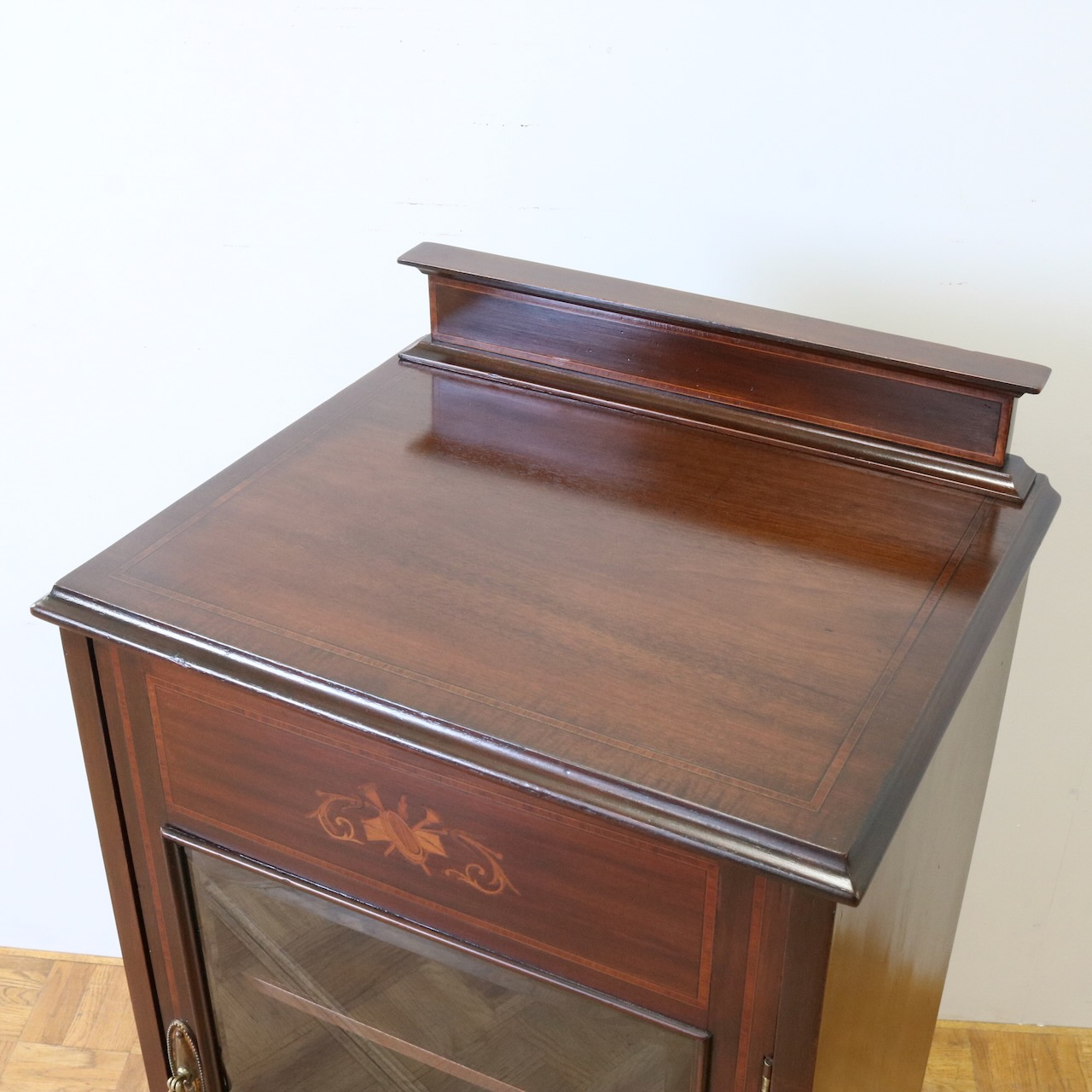 ミュージックキャビネット