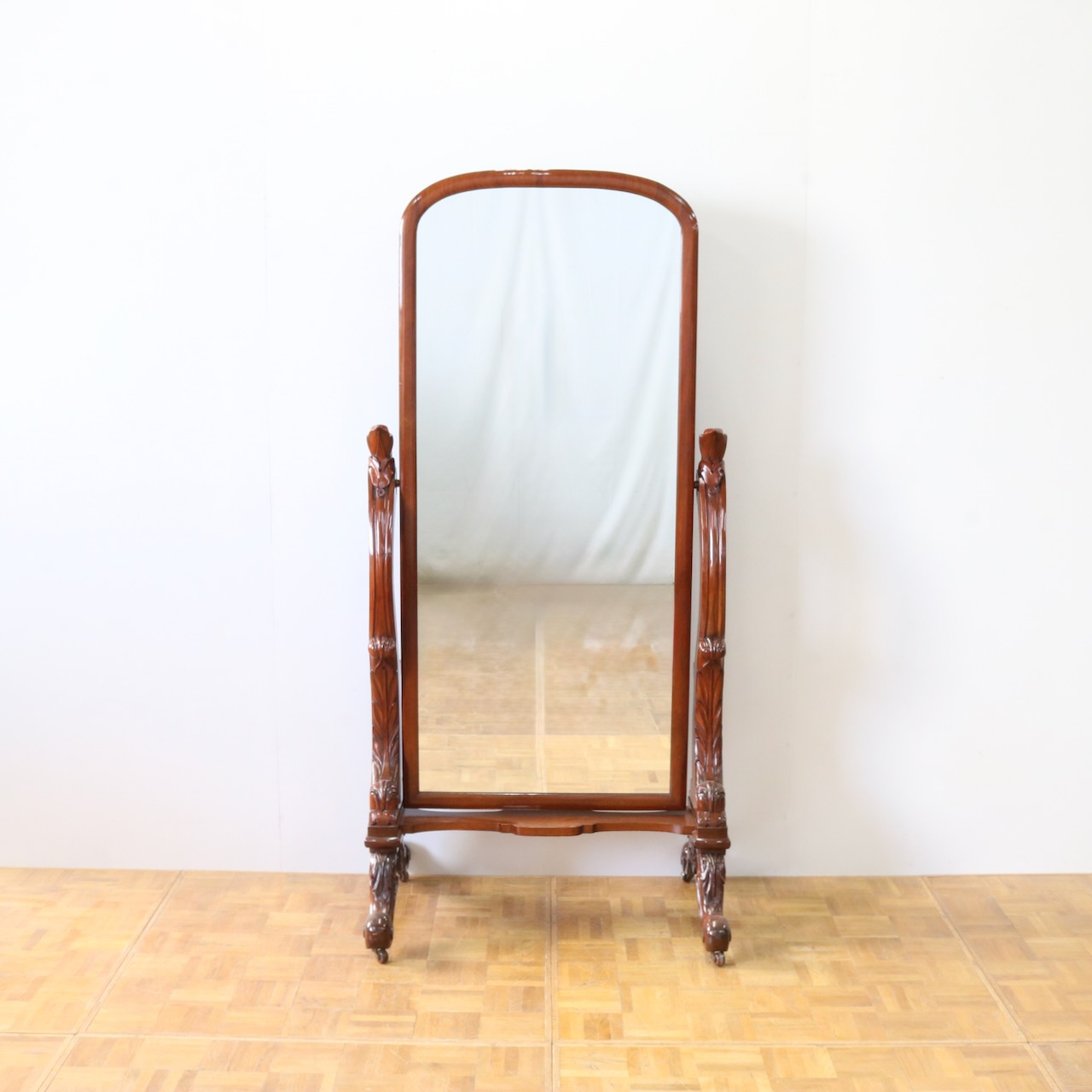 シュバルミラー