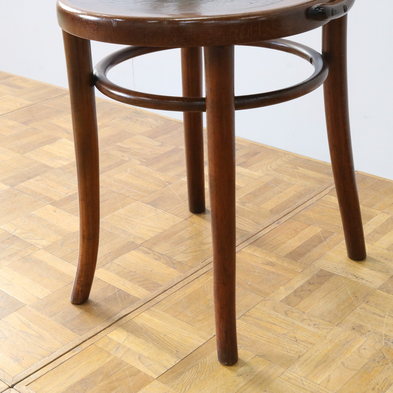 ベントウッドチェアー