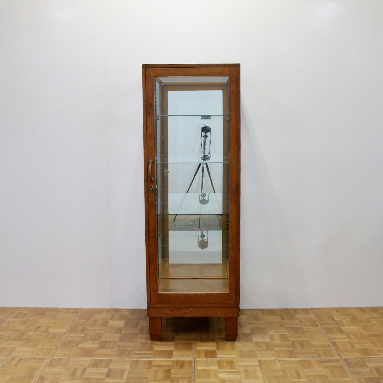 ショップキャビネット