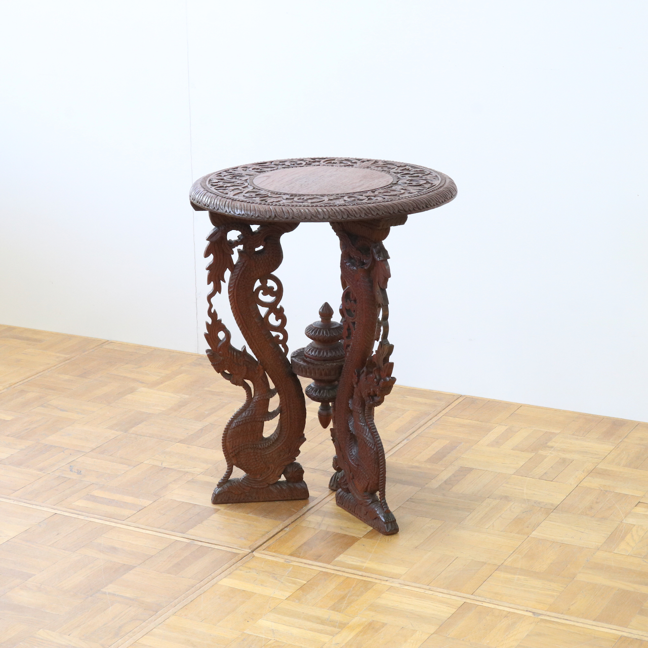 オケージョナルテーブル